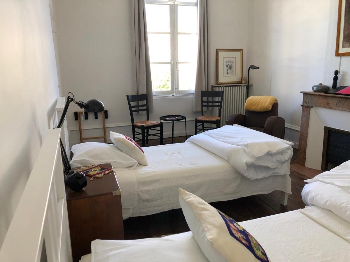 Beautifully Renovated Rooms On Place New York Angouleme Luaran gambar
