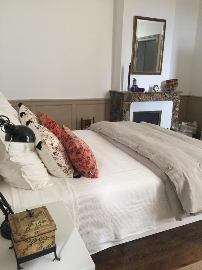 Beautifully Renovated Rooms On Place New York Angouleme Luaran gambar